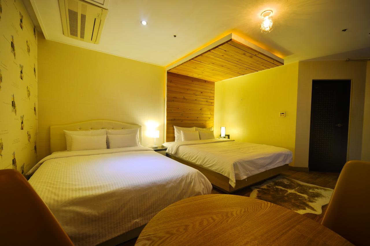 Gimhae Business Hotel K Екстериор снимка