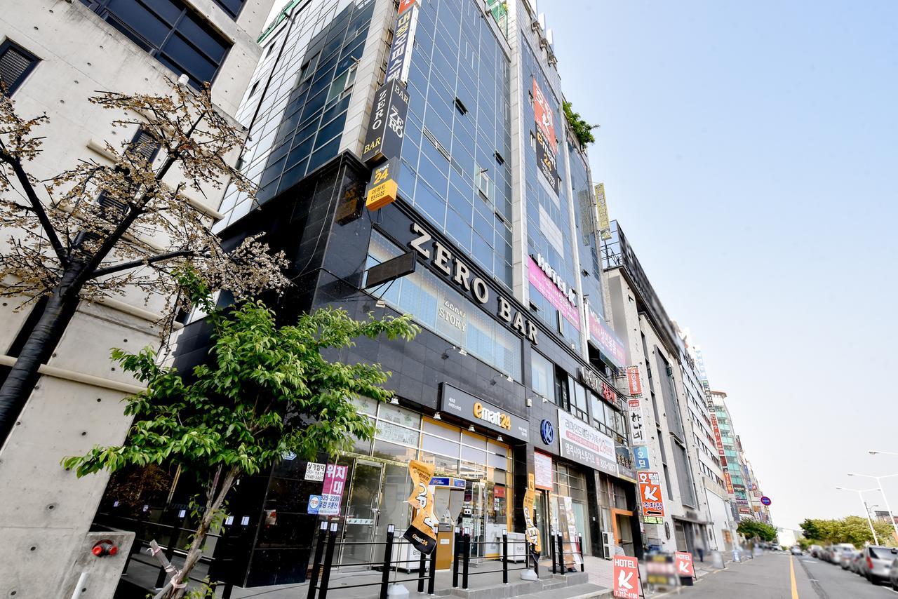 Gimhae Business Hotel K Екстериор снимка